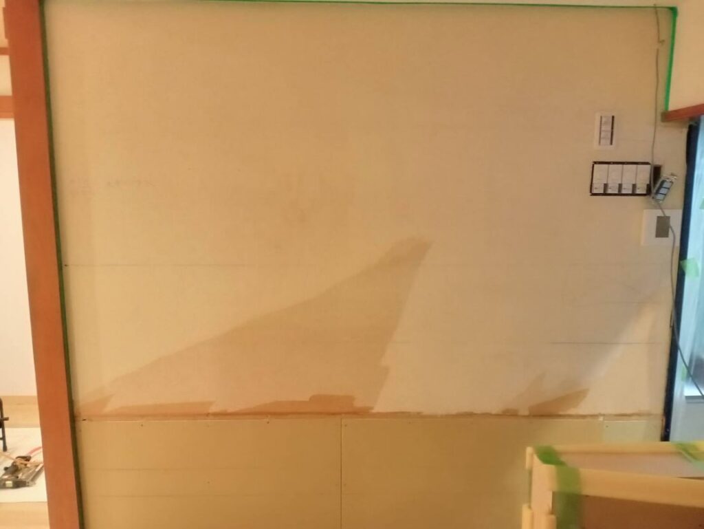 新しく居酒屋のタイルリフォームを考えている皆様へ、お知らせで